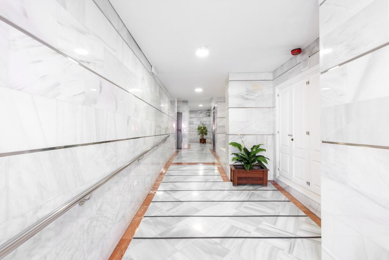 Apartament Carmen Estacion Malaga Zewnętrze zdjęcie