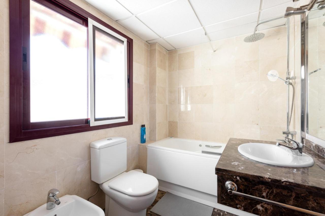 Apartament Carmen Estacion Malaga Zewnętrze zdjęcie