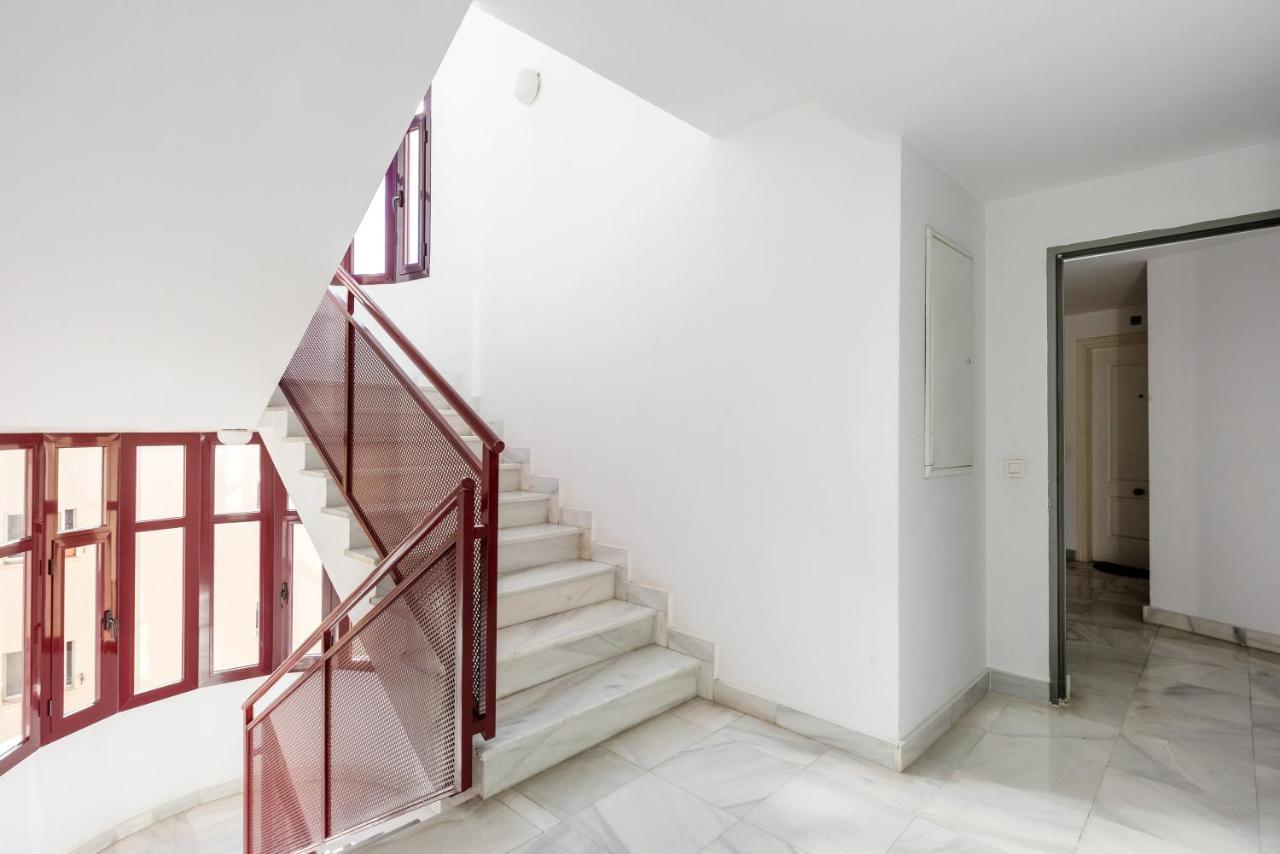 Apartament Carmen Estacion Malaga Zewnętrze zdjęcie